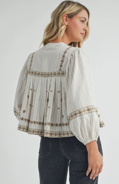 Embroidery Puff Long Sleeve Top