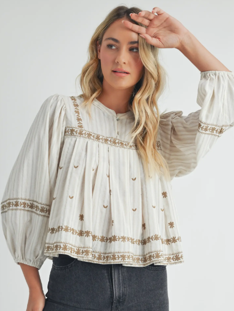 Embroidery Puff Long Sleeve Top